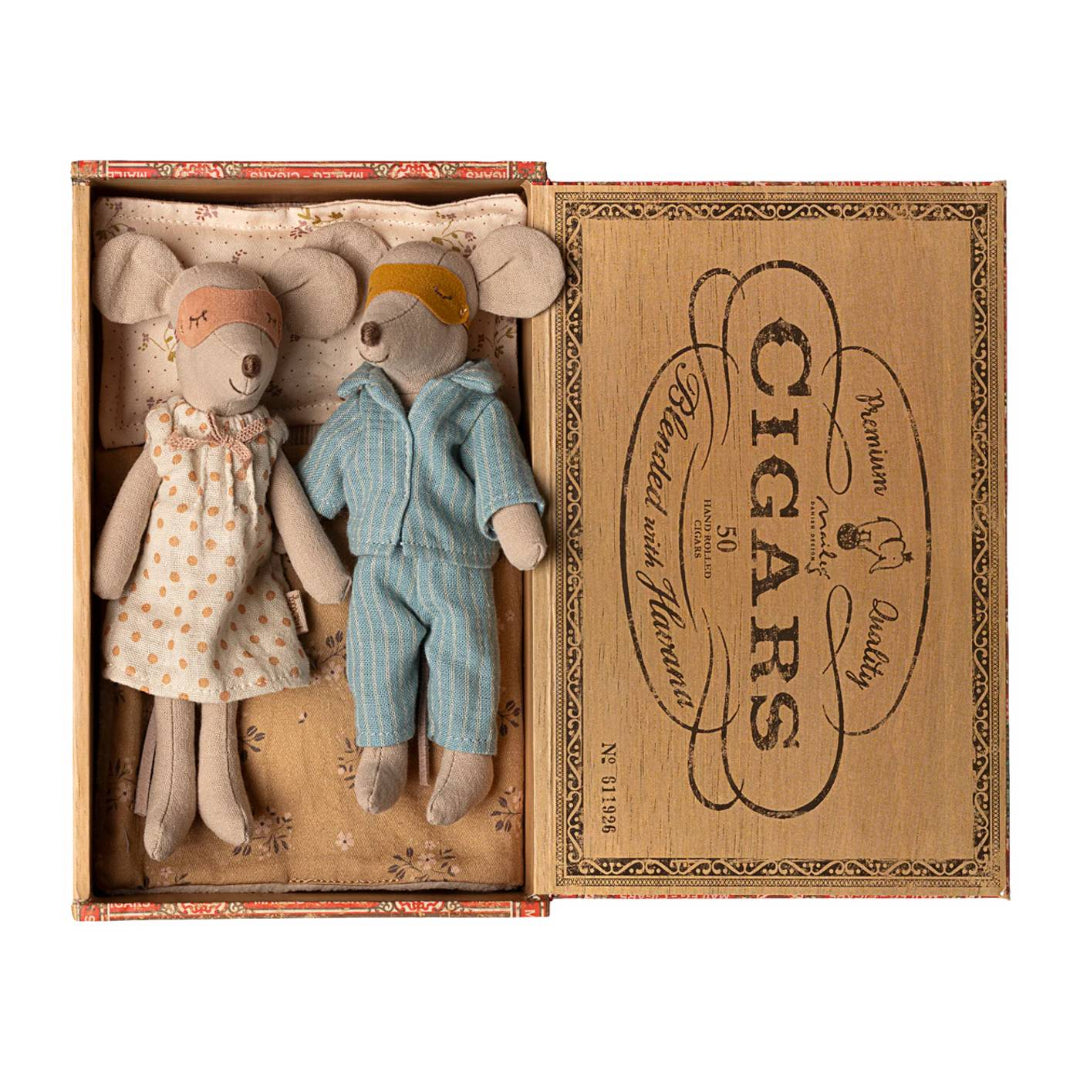 Maileg - Maman et papa dans une boîte à cigares