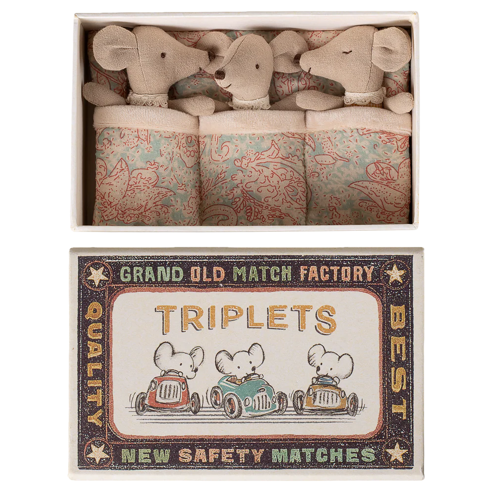 Matchbox with toy mice and vintage matchbox label