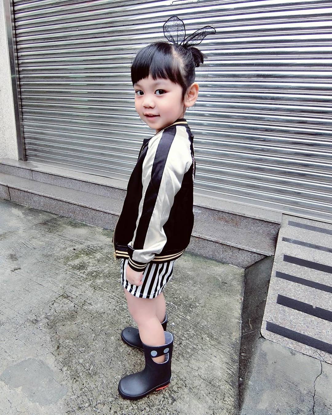 Kids Rain Boots Black: 27
