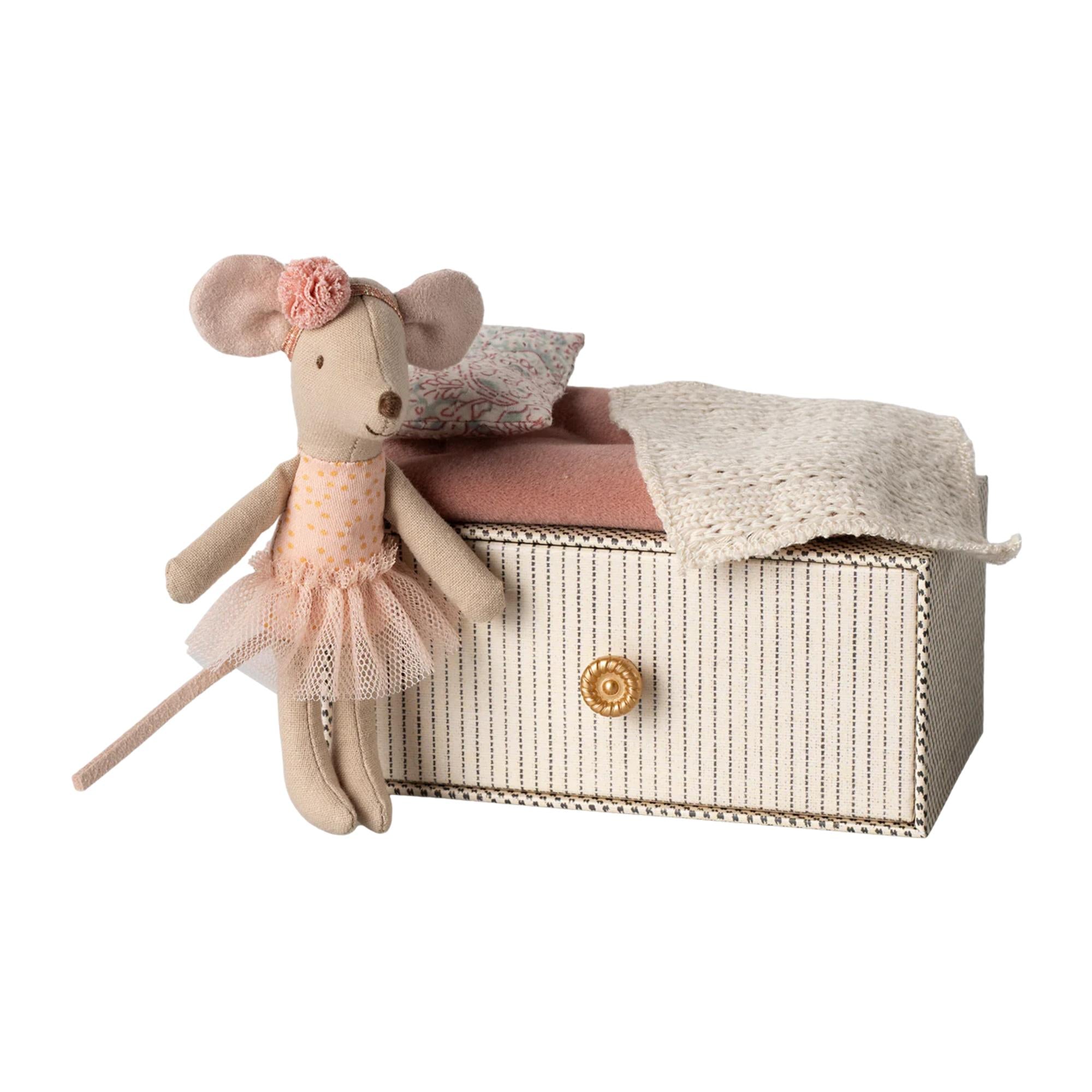 Maileg - Dance Mouse in Daybed