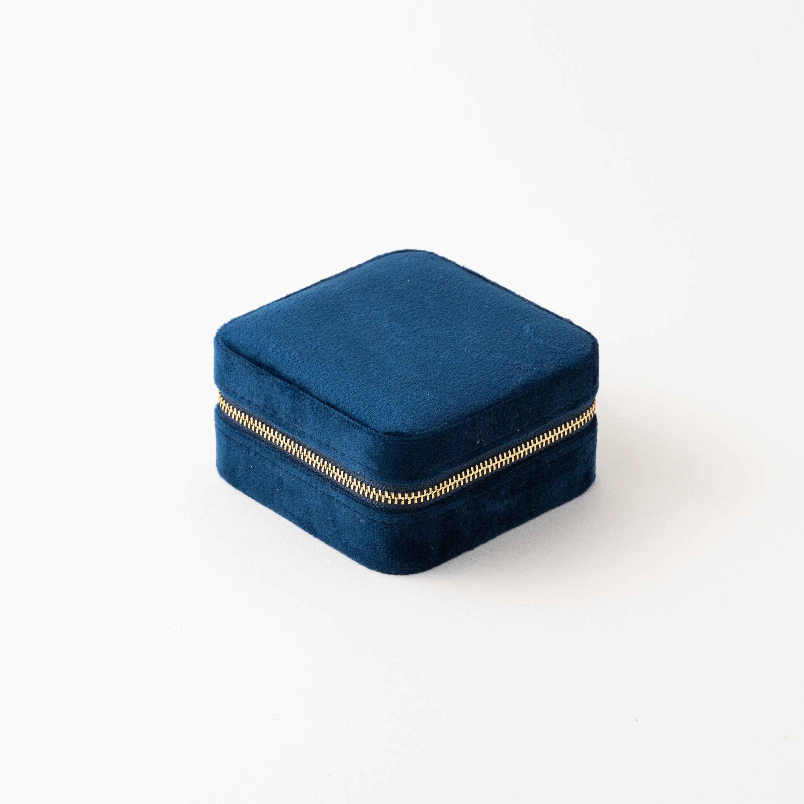 Bon Voyage Square Travel Case Saphire
