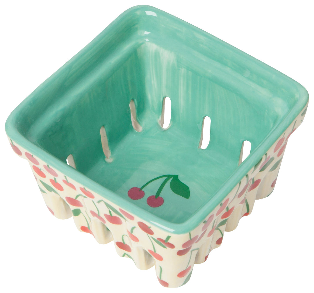 Panier de baies très cerise