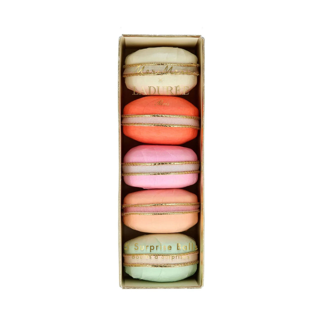 Ladurée Paris Boules Surprise Macaron